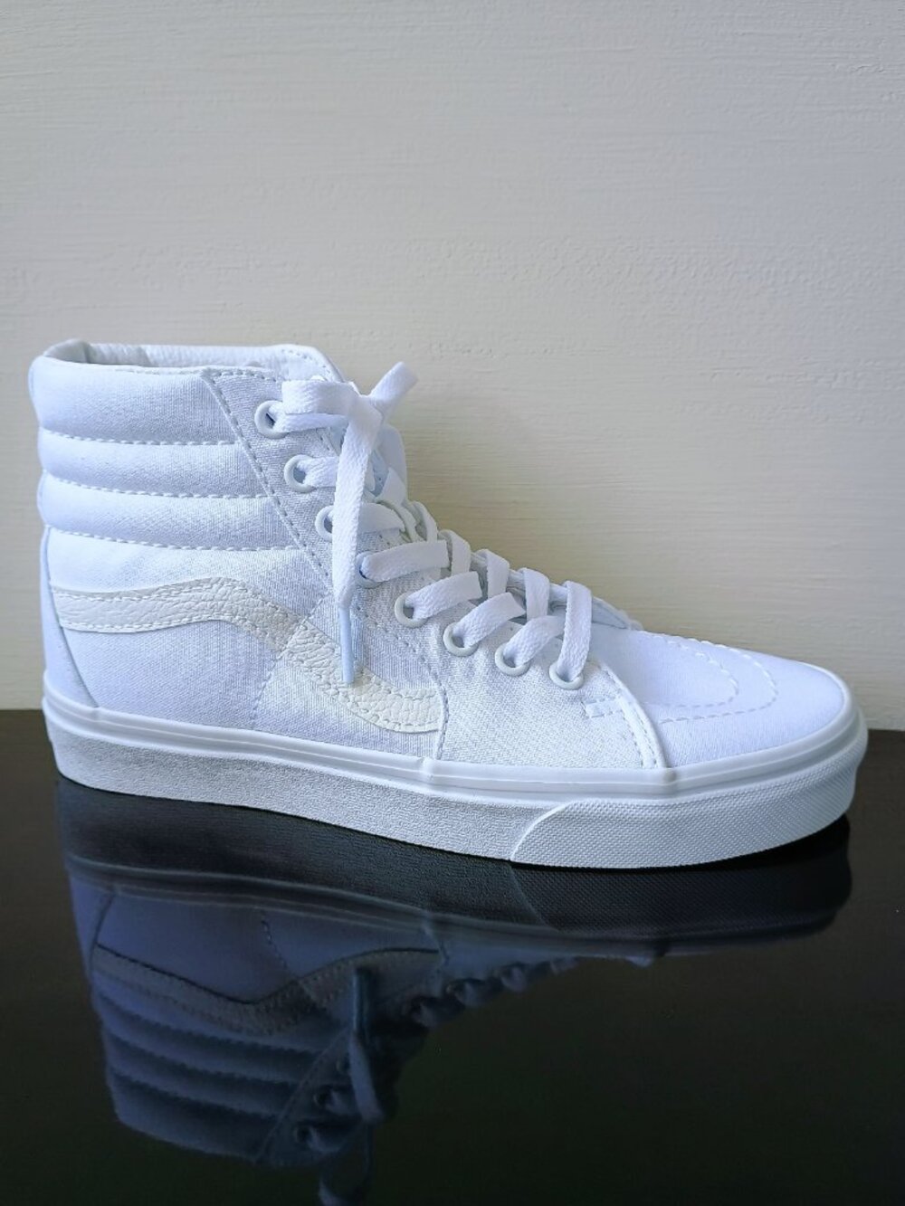 Vans Men's Sk8-Hi Wide Canvas Shoe in Versatility & Timeless True White